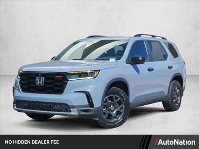 Used 2025 Honda Pilot TrailSport
