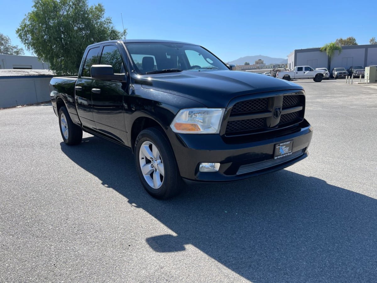 Used 2012 RAM 1500 Express RWD image 3
