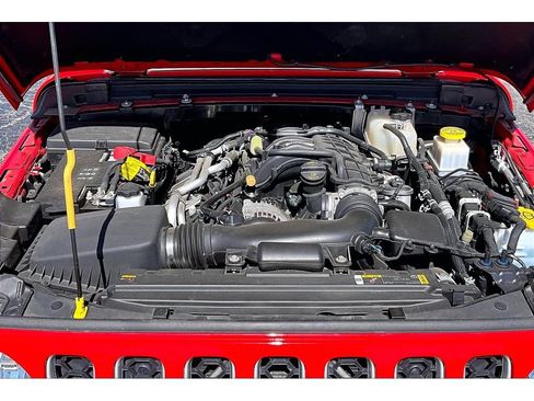 Used 2023 Jeep Gladiator Overland AWD/4WD image 12