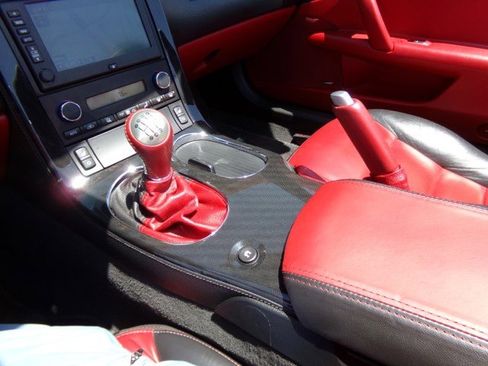 Used 2010 Chevrolet Corvette Grand Sport w/ Preferred Equipment Group RWD image 21