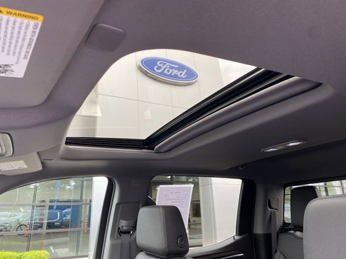 Used 2023 GMC Sierra 1500 SLT image 22