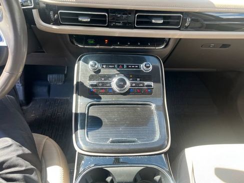 Certified 2023 Lincoln Nautilus Reserve AWD/4WD image 23