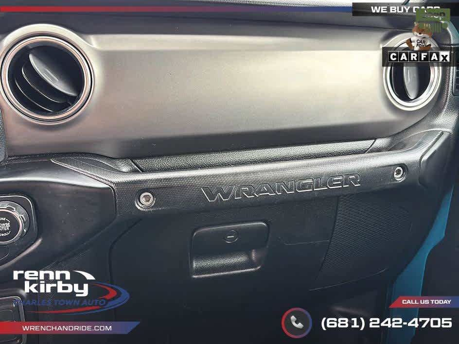 Used 2019 Jeep Wrangler Unlimited Rubicon AWD/4WD image 32