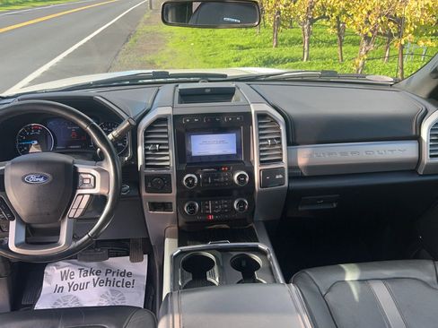 Used 2019 Ford F350 Platinum w/ Platinum Ultimate Package image 9