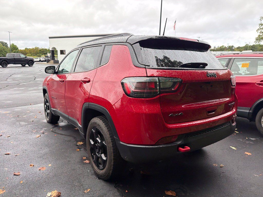 Used 2023 Jeep Compass Trailhawk w/ Trailhawk Elite Group AWD/4WD image 6