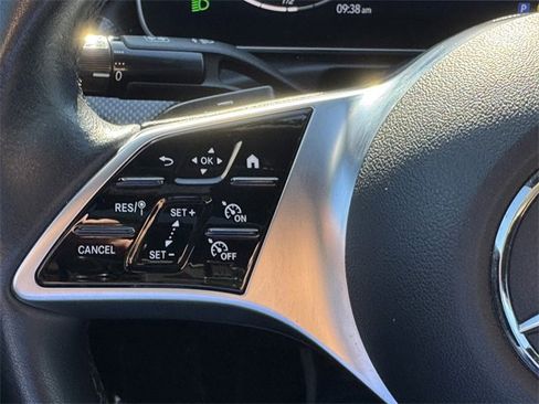 Used 2023 Mercedes-Benz C 300 Sedan image 18