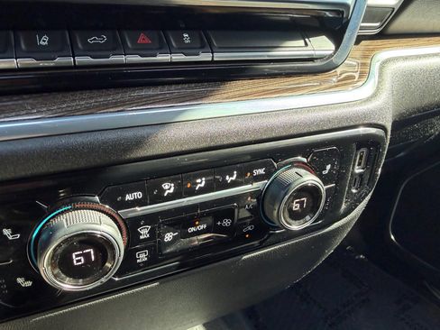 Used 2024 Chevrolet Silverado 3500 LT w/ Convenience Package image 39