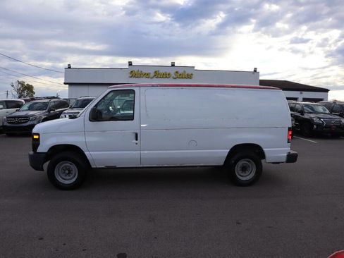 Used 2013 Ford E-250 and Econoline 250 w/ Commercial Cargo Van Pkg image 2