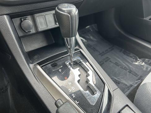 Used 2014 Toyota Corolla L image 14