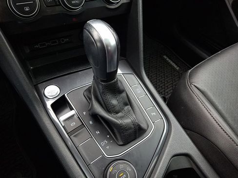 Certified 2020 Volkswagen Tiguan SEL AWD/4WD image 15