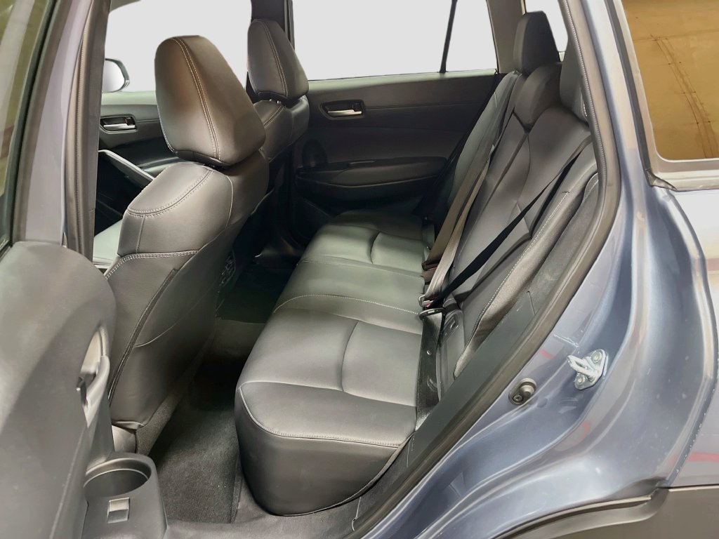 Used 2025 Toyota Corolla Cross XLE w/ Convenience Package AWD/4WD image 25