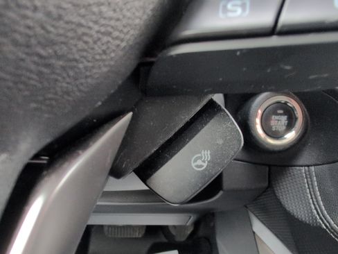 Used 2022 Subaru Forester Limited image 33