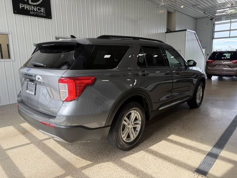 Used 2023 Ford Explorer XLT w/ Equipment Group 202A AWD/4WD image 5