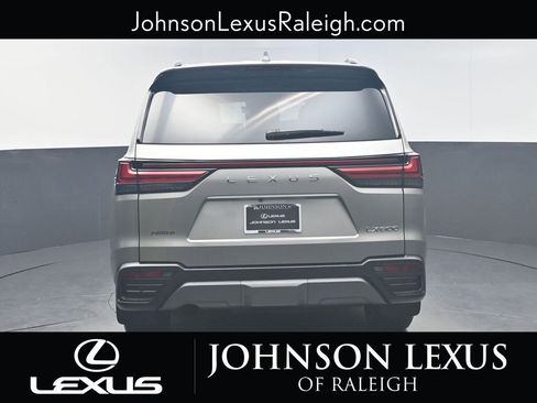 New 2026 Lexus LX 600 4WD w/ Luxury Package image 8