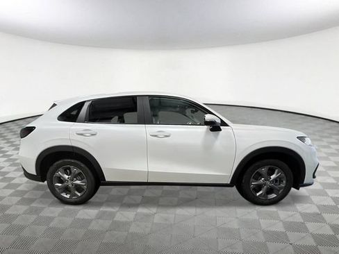New 2027 Honda HR-V LX image 3