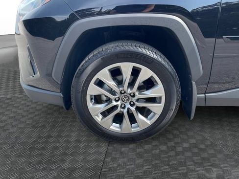 Used 2025 Toyota RAV4 XLE Premium FWD image 14