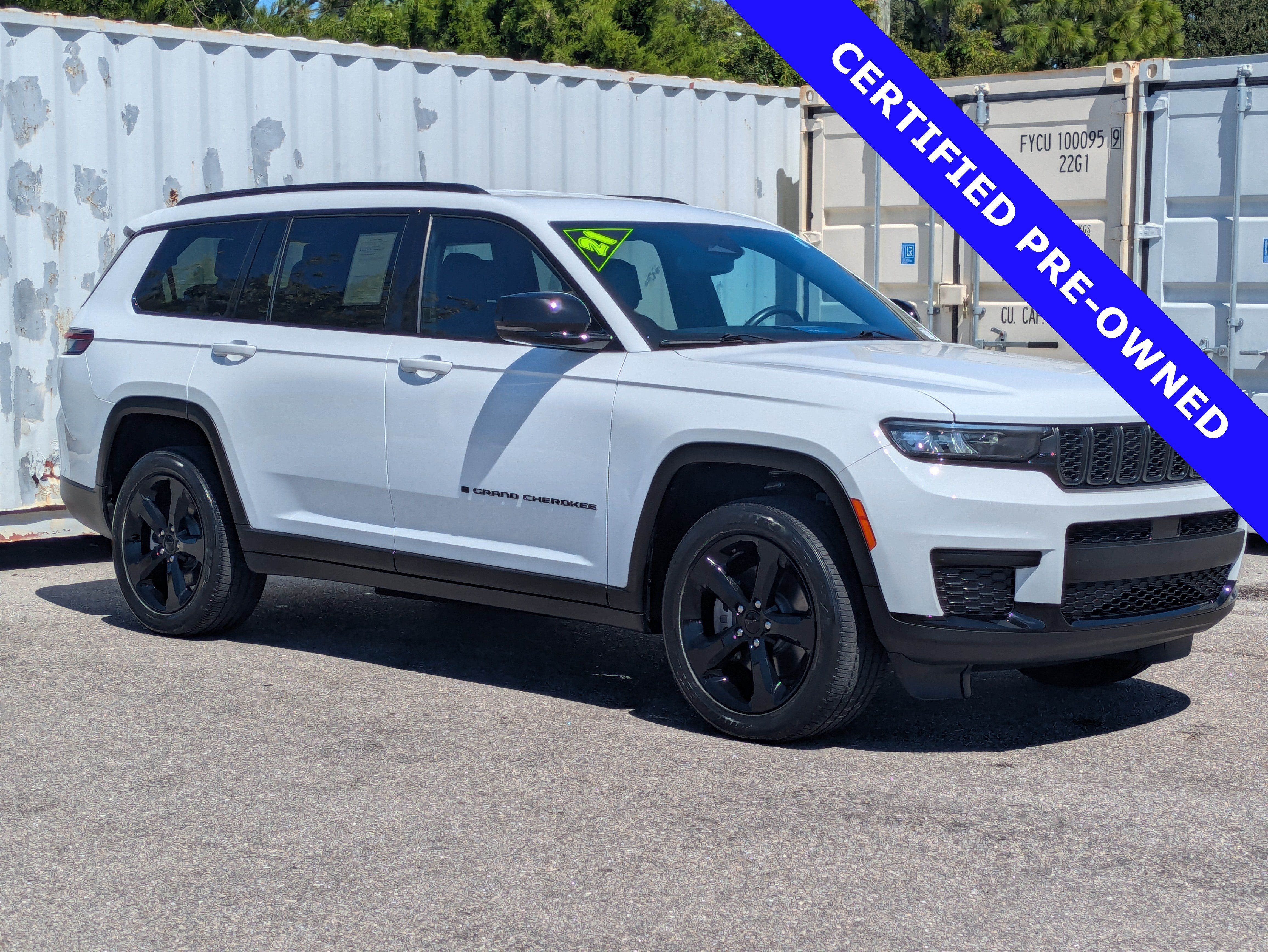 Used 2021 Jeep Grand Cherokee L Laredo RWD image 3