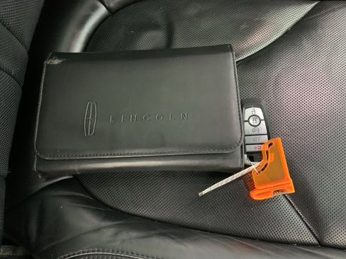 Used 2020 Lincoln Nautilus Reserve w/ Equipment Group 202A image 46