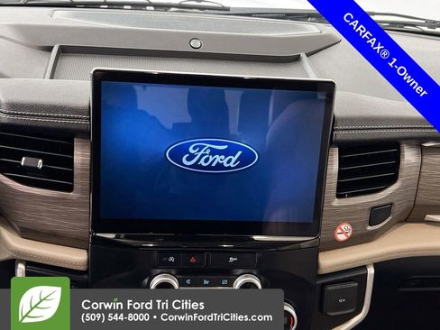 Used 2024 Ford Expedition Limited image 23