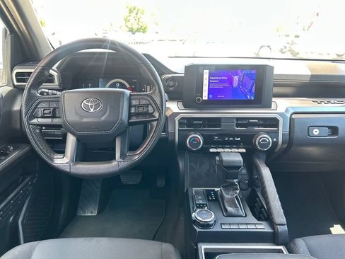 Certified 2025 Toyota Tacoma SR5 AWD/4WD image 13