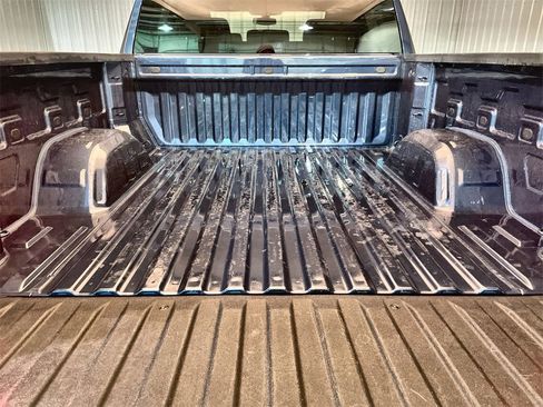 Used 2022 Chevrolet Silverado 1500 LT image 24