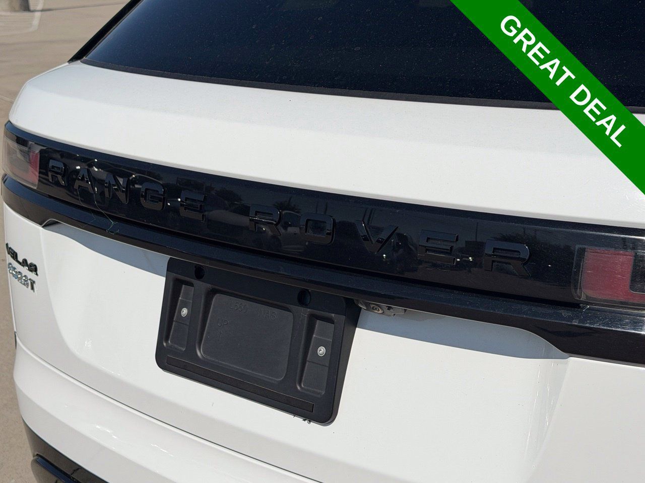 Used 2025 Land Rover Range Rover Velar Dynamic SE AWD/4WD image 10