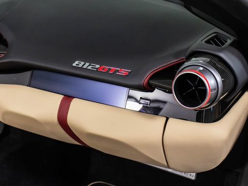 Certified 2022 Ferrari 812 GTS RWD image 51