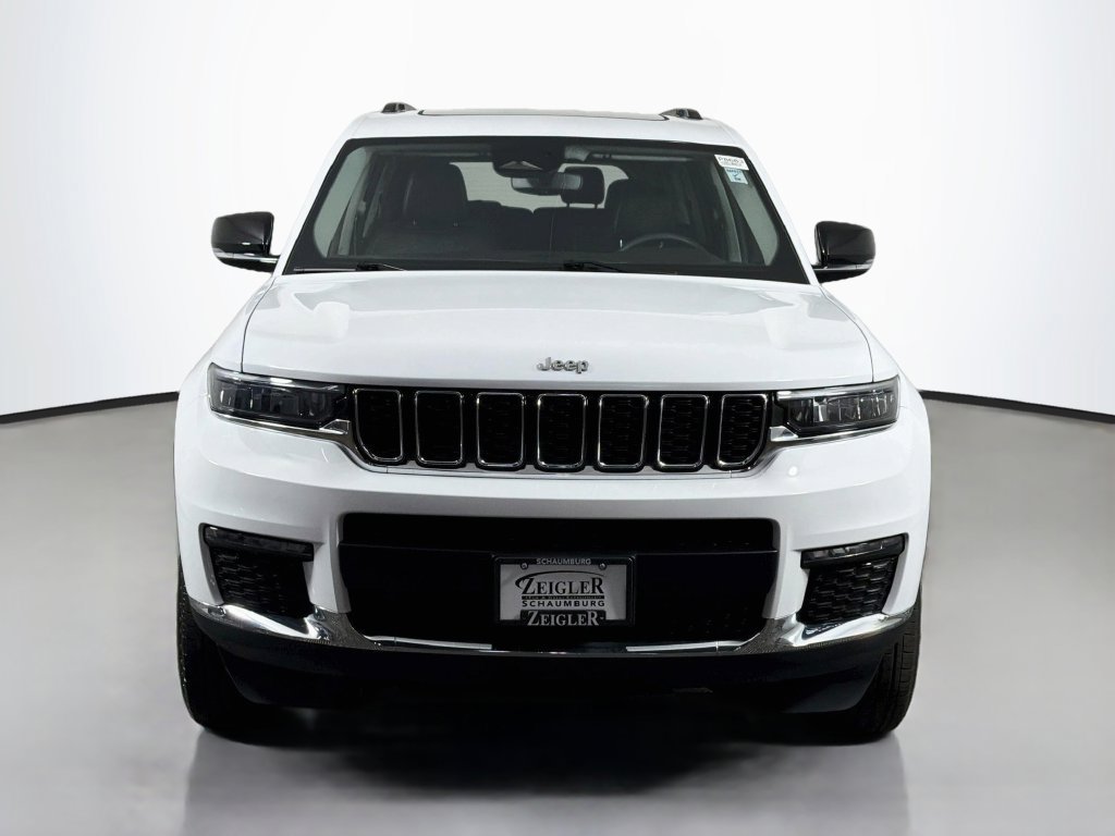 Used 2023 Jeep Grand Cherokee L Limited AWD/4WD image 2