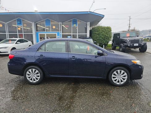 Used 2013 Toyota Corolla LE Special Edition image 8
