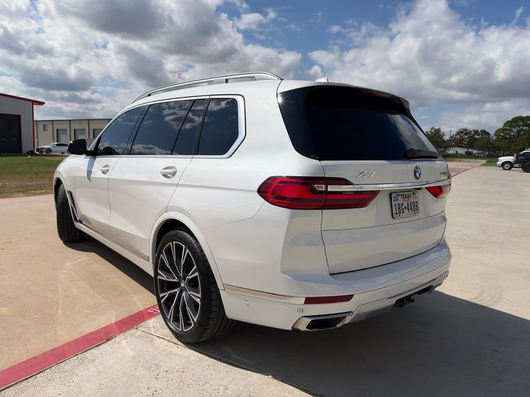 Used 2020 BMW X7 xDrive40i w/ Premium Package AWD/4WD image 4
