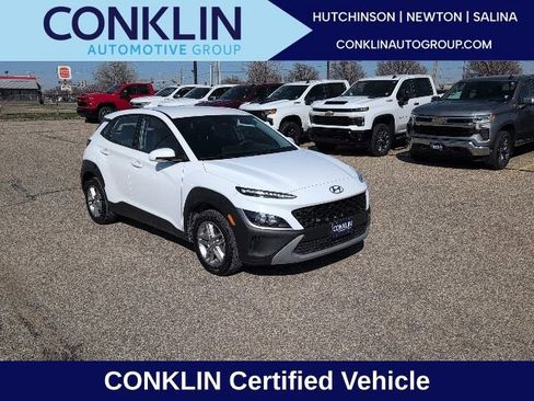Used 2022 Hyundai Kona SE image 1