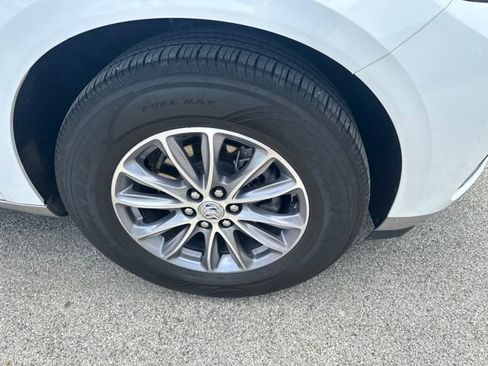 Used 2021 Buick Enclave Essence AWD/4WD image 13