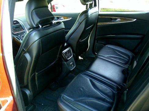 Used 2016 Lincoln MKX Reserve w/ Cargo Utility Package image 36