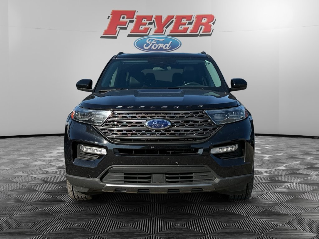 Certified 2023 Ford Explorer XLT w/ Equipment Group 202A RWD image 8