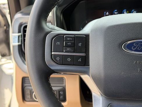 Used 2025 Ford F250 Lariat w/ Chrome Package AWD/4WD image 12
