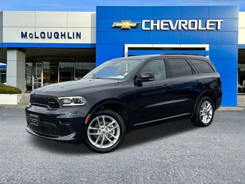 Used 2024 Dodge Durango GT image 1