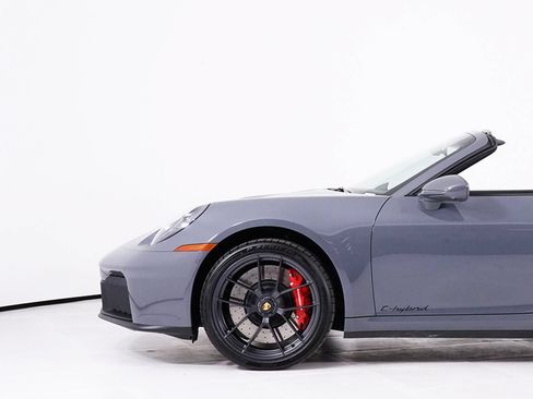Used 2026 Porsche 911 Targa 4 GTS AWD/4WD image 15