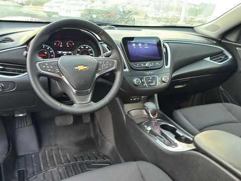 Used 2024 Chevrolet Malibu RS image 16