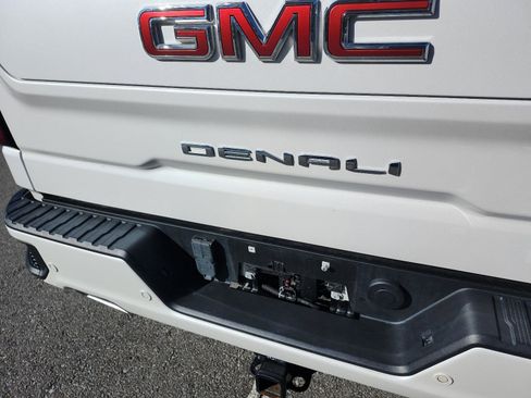 Certified 2022 GMC Sierra 1500 Denali w/ Technology Package image 4
