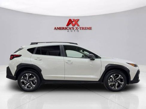 Used 2024 Subaru Crosstrek 2.0i Premium AWD/4WD image 9