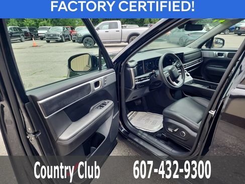 Certified 2024 Hyundai Santa Fe Limited AWD/4WD image 10