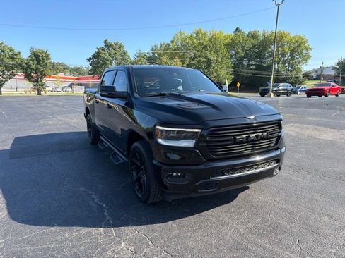 Used 2023 RAM 1500 Laramie AWD/4WD image 4