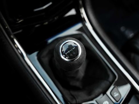 Used 2016 Cadillac ATS V w/ Carbon Fiber Package image 24