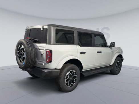 New 2026 Ford Bronco Outer Banks AWD/4WD image 7