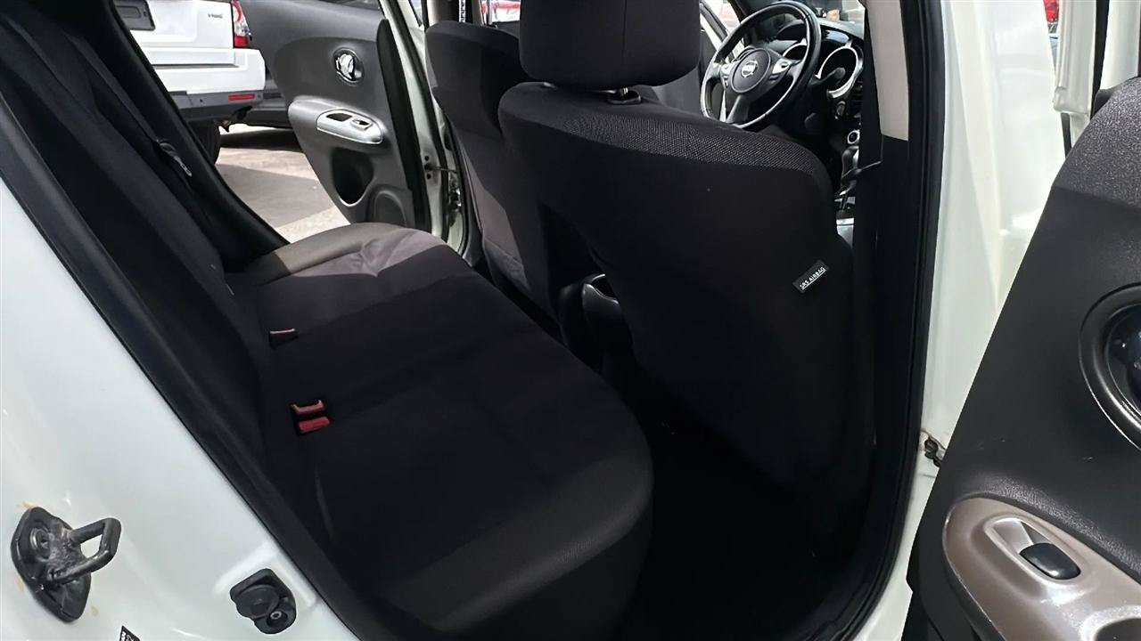 Used 2012 Nissan Juke SV AWD/4WD image 29