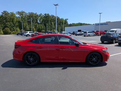 Used 2025 Honda Civic Sport image 2