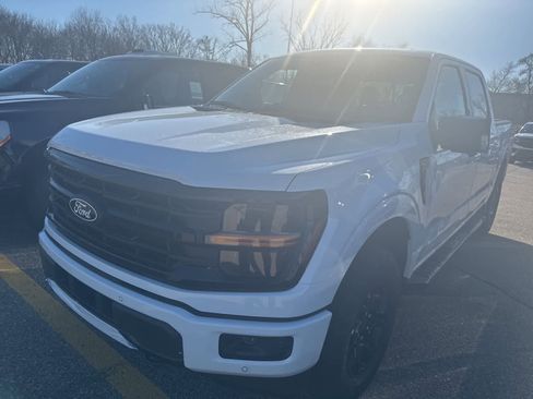 New 2026 Ford F150 XLT w/ Equipment Group 302A MID image 19