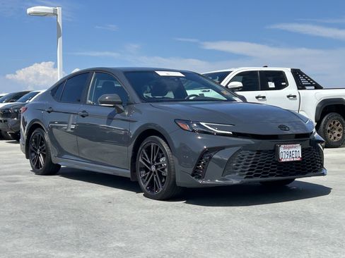Certified 2026 Toyota Camry XSE AWD/4WD image 2