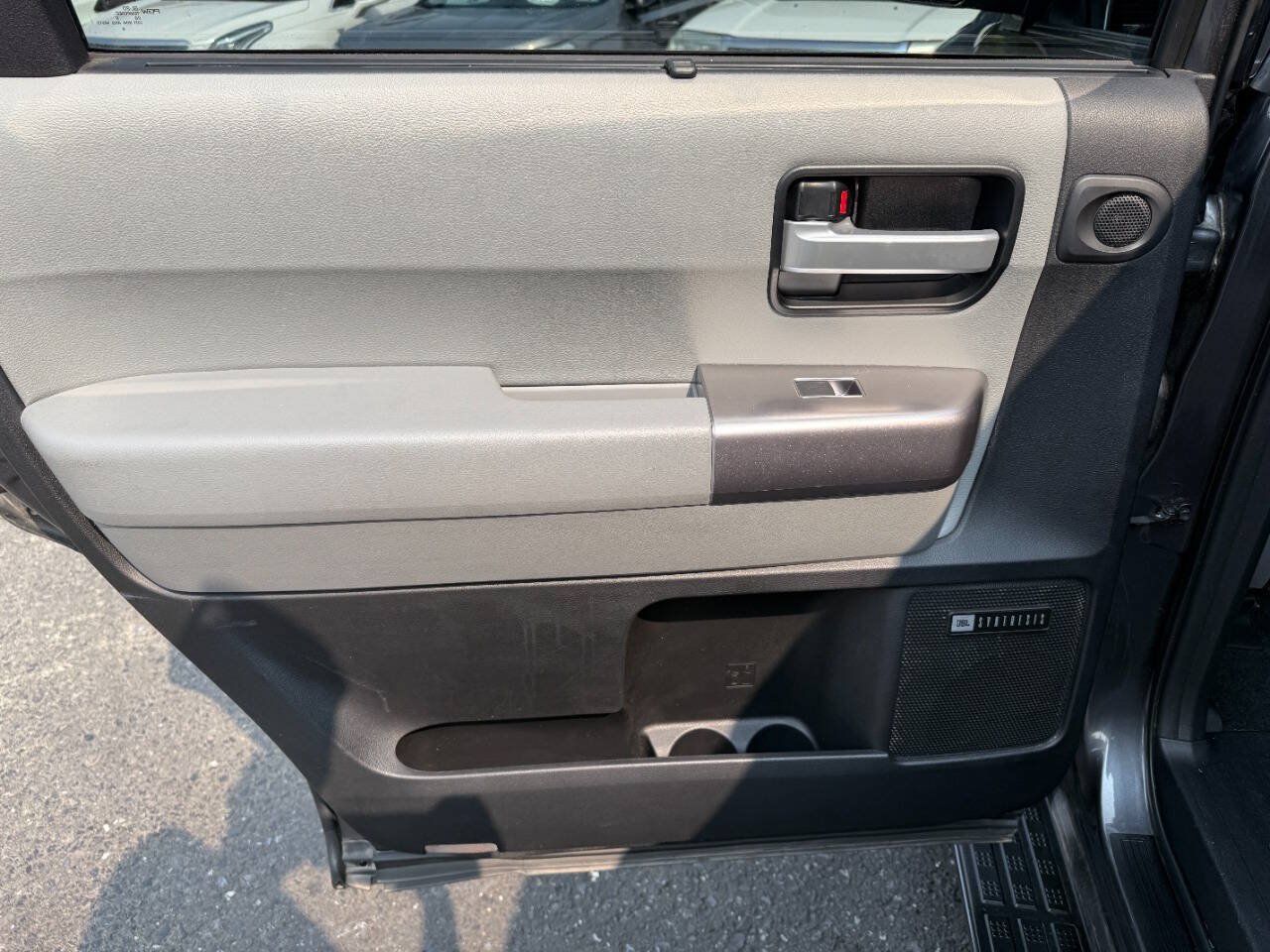 Used 2018 Toyota Sequoia Limited w/ Safety & Convenience Package AWD/4WD image 25
