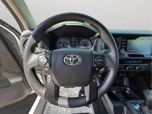 Used 2022 Toyota Tacoma SR AWD/4WD image 20